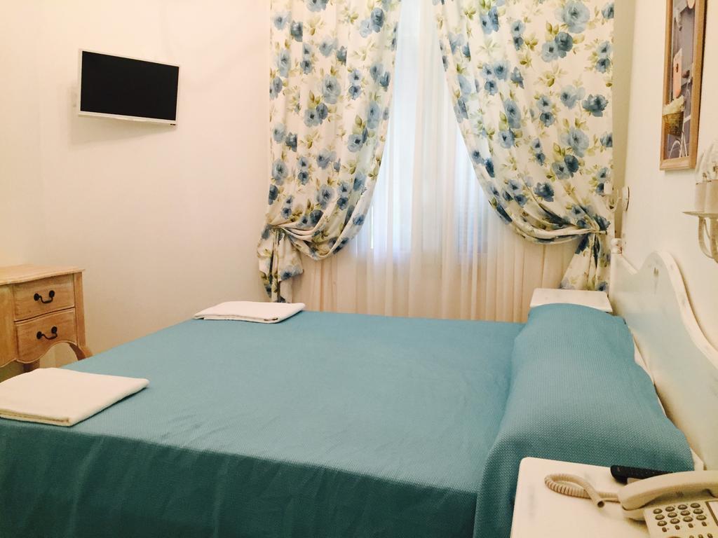 Hotel La Scogliera Bordighera Rom bilde