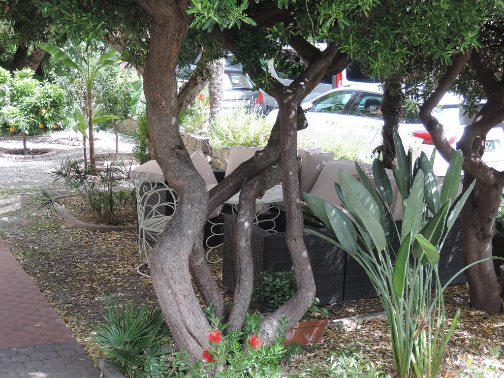 Hotel La Scogliera Bordighera Eksteriør bilde