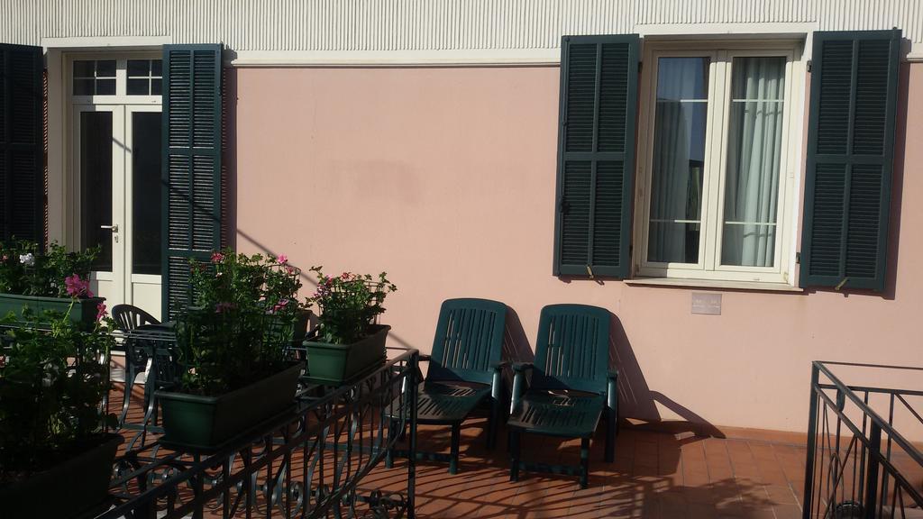 Hotel La Scogliera Bordighera Eksteriør bilde