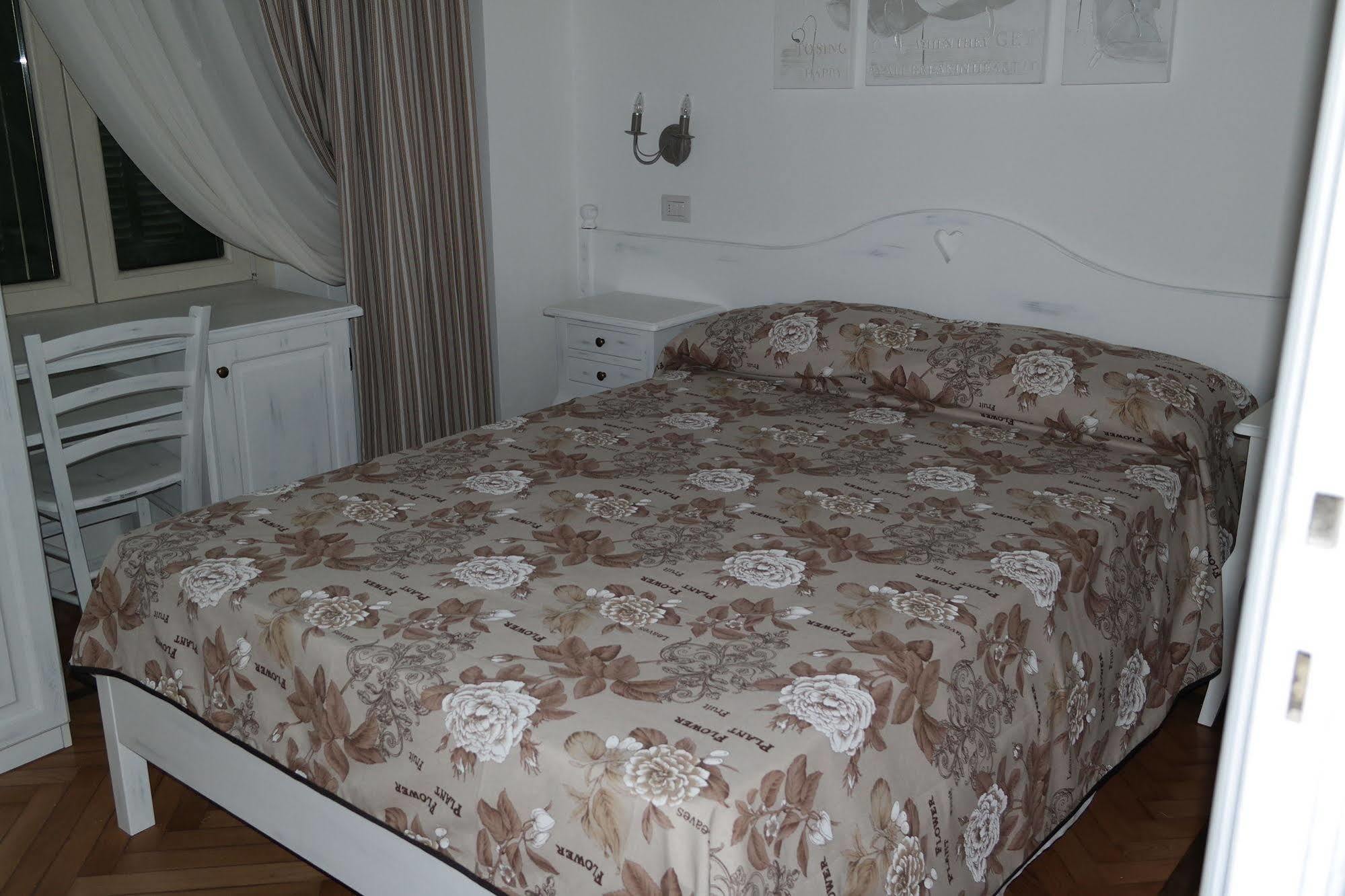 Hotel La Scogliera Bordighera Eksteriør bilde